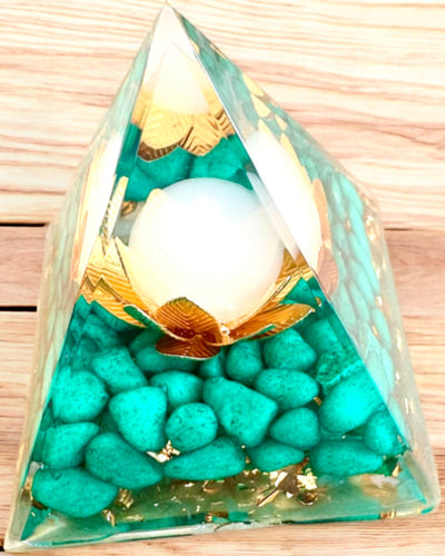 Orgonitisk energipyramide "Harmonia Turmalinu"