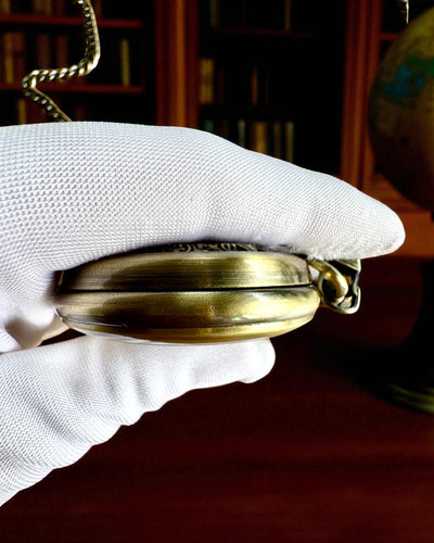 Lommeur „Veritas Tempus” – mekanisk tidsmåler med mulighed for gravering som gave, 2 varianter at vælge imellem