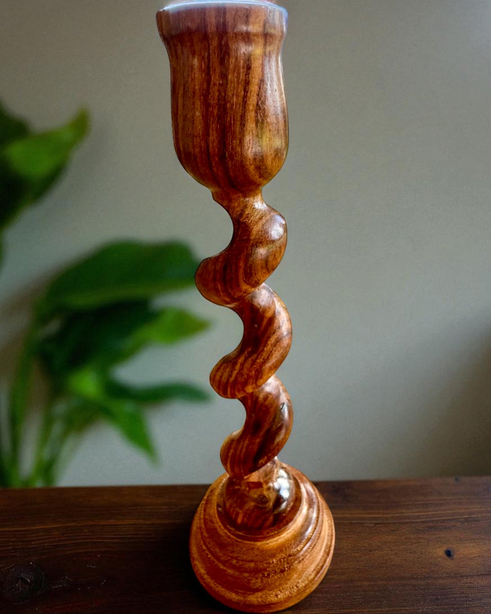 Sæt med 3 lysestager "Spiral Lys" 25 cm høje, mulighed for personliggørelse med gravering som gave