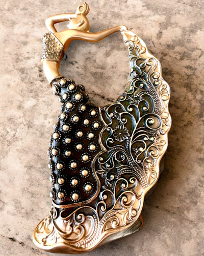 Elegant skulptur "Tancerka Złotego Blasku", 29 cm høj, med mulighed for gravering som gave