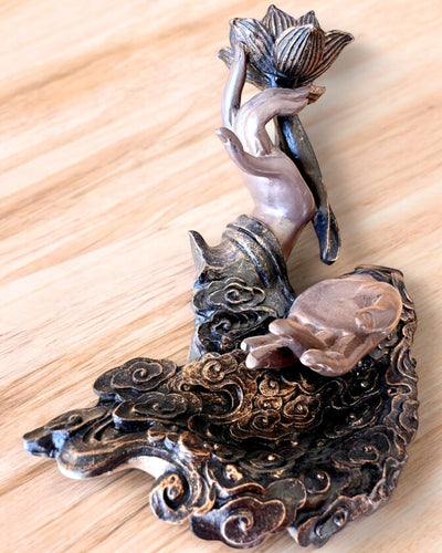 Mystisk Hånd, Røgelsesbrænder, holder til røgelse med Strømning, mulighed for tilpasning med gravering til gave