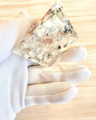 Orgonitisk energipyramide "Copper Harmony"