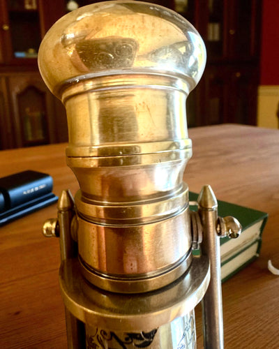 Navigatorstok 2.0 med kompas og skjult kikkert, mulighed for personlig gravering som gave