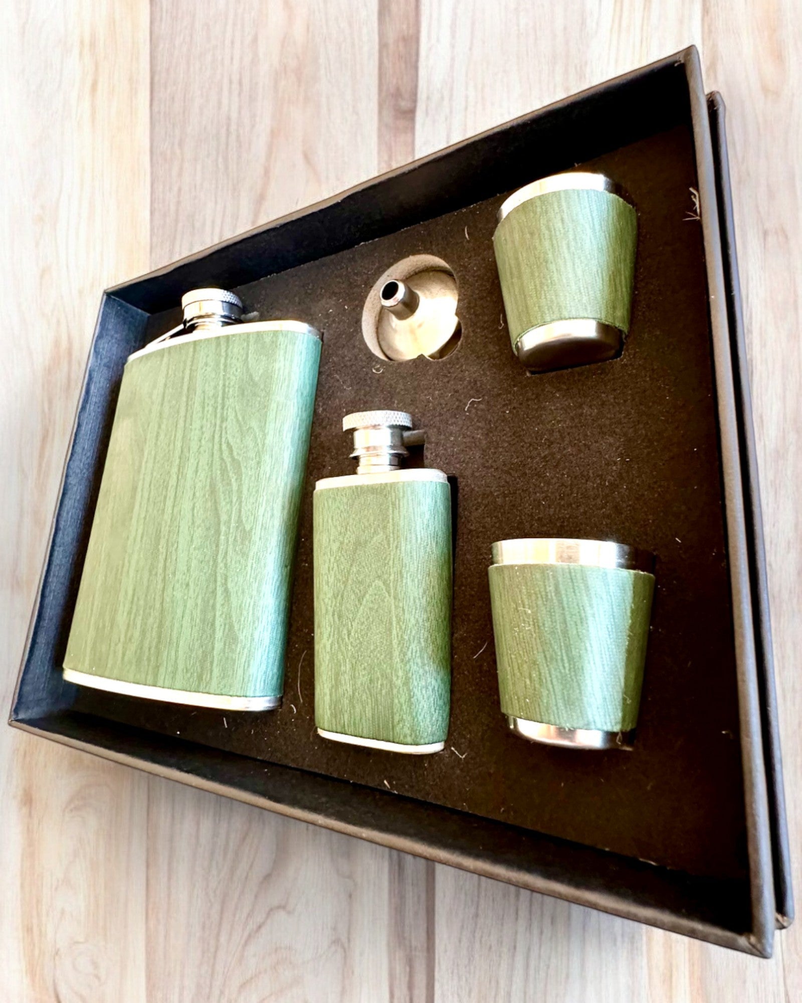 Sæt med lommelærker og glas "Forest Spirit", til gave med personlig gravering