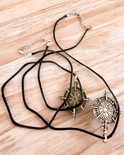 Amulet "Wojownik Północy" - Vikingekompas, mulighed for personlig gravering som gave, 2 varianter at vælge imellem