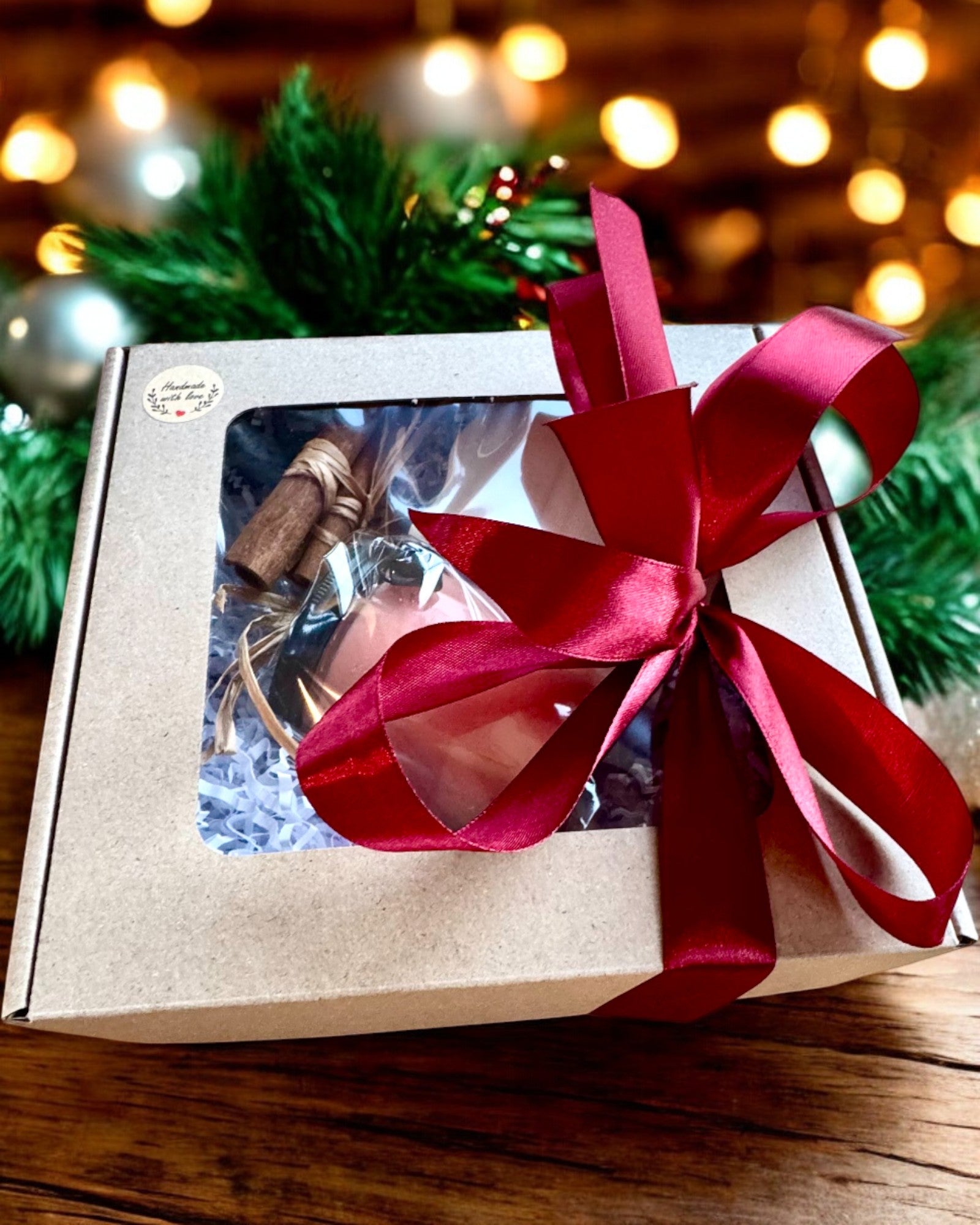 Intentionel sojavokslys 250 ml med naturlig sten – vælg din energi: Citrin eller Granat, personliggørelse med gravering som gave