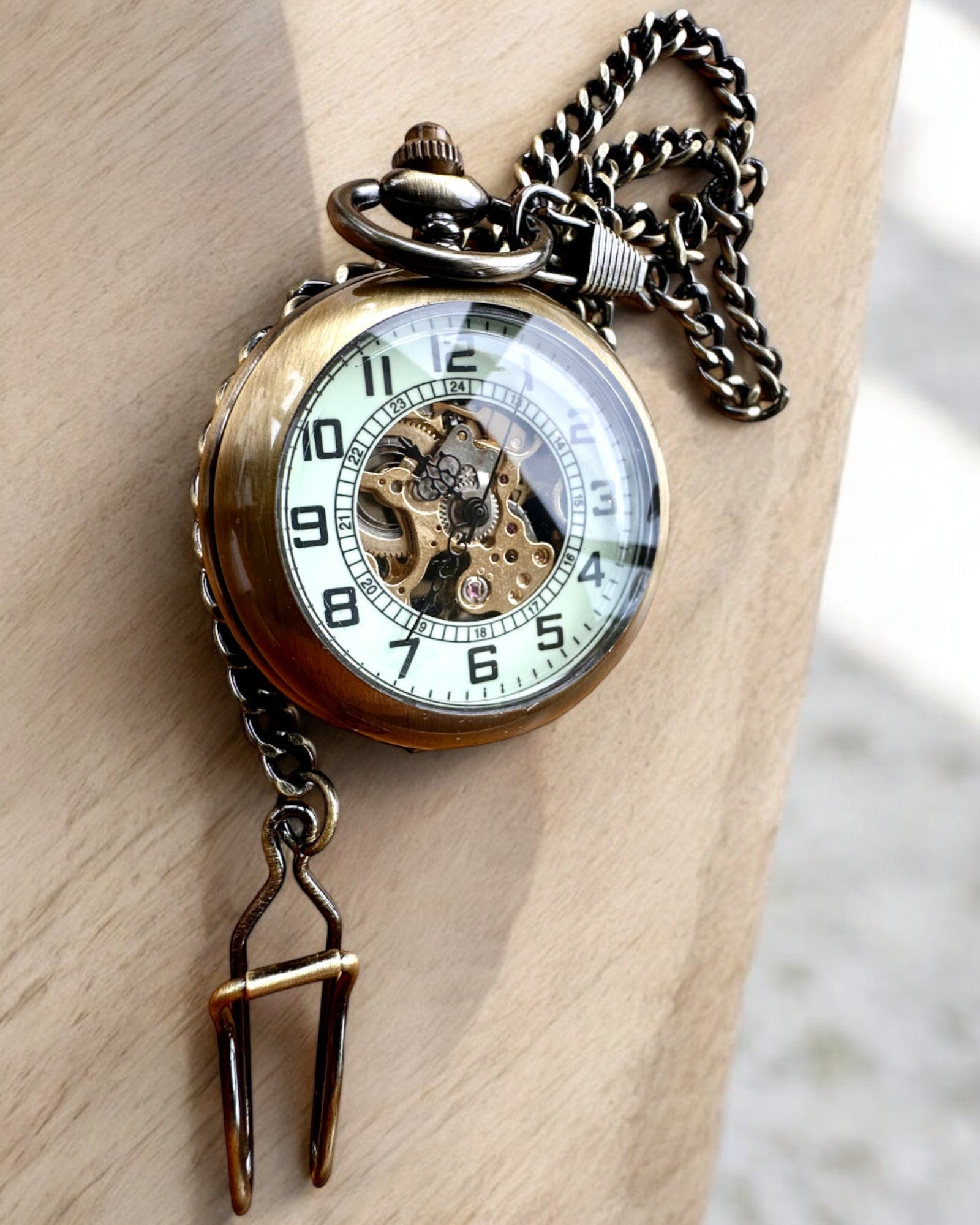 Klassisk Lommeur "Oldtimer" - stilfuld retro elegance, mulighed for personlig gravering som gave
