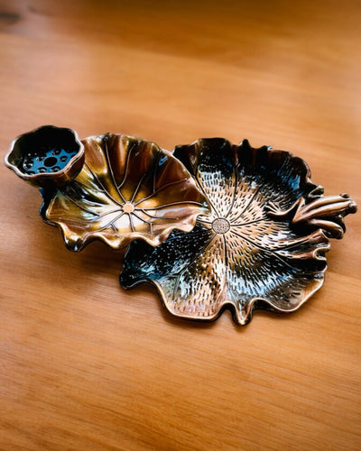 Elegant Metal Røgelsesholder Lotusblad - 4 varianter at vælge imellem, mulighed for personlig gravering som gave