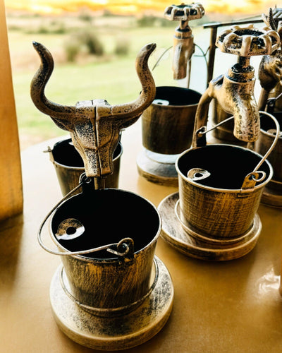 Stilfuld Metal Askebæger "Rustic Charm" 19-23 cm i højden, 8 varianter at vælge imellem, gravering på forespørgsel