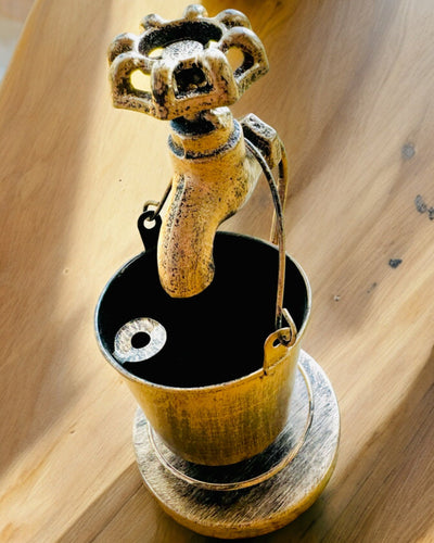 Stilfuld Metal Askebæger "Rustic Charm" 19-23 cm i højden, 8 varianter at vælge imellem, gravering på forespørgsel