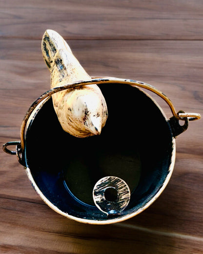 Stilfuld Metal Askebæger "Rustic Charm" 19-23 cm i højden, 8 varianter at vælge imellem, gravering på forespørgsel