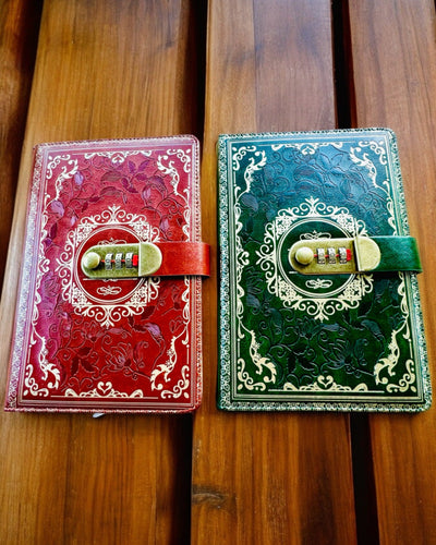 Eksklusiv Lædernotesbog "Sekretnik" A5 med Kodelås - personalisering med gravering