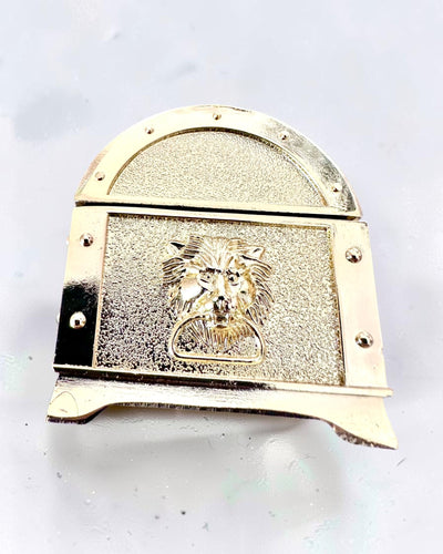 Retro Metal Skattekiste med Gravering - Sølvfarvet Kasse 7x5x5 cm