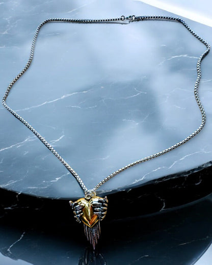 "Amulet Sercostrzelec - Mroczne Skrzydła Miłości", mulighed for personalisering med gravering til gave