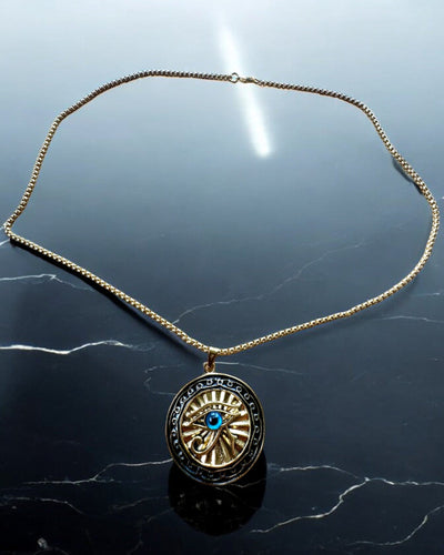 Amulet "Oko Horusa" - Elegance og Beskyttelse, mulighed for personlig gravering som gave