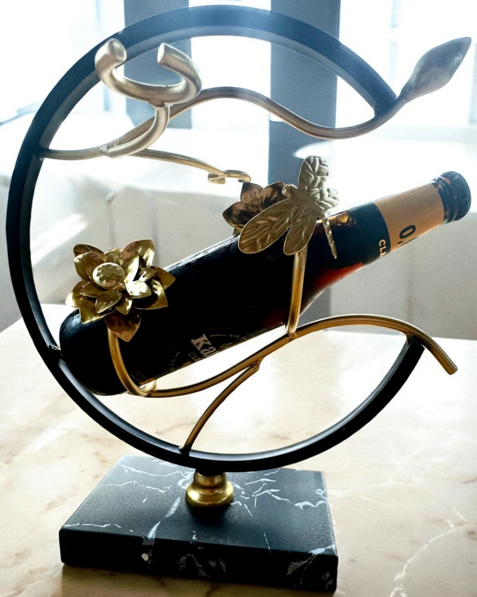Stativ "Elegancki Owad" - til vinflaske og glas, højde 33 cm, mulighed for personliggørelse med gravering til gave