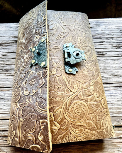 Luksuriøs Retro Notesbog med Læderomslag - "Vintage Elegance", 480 sider, mulighed for personlig gravering