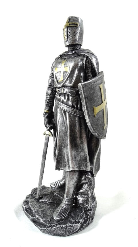 Figur af en korsridder på 30 cm med gravering