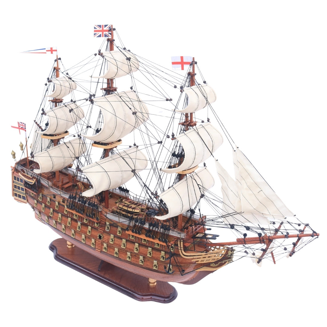 Eksklusiv stor model af sejlskibet HMS Prince 94cm med mulighed for personlig gravering
