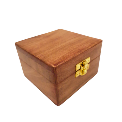 Trææske 6 x 6 x 4 cm - DNU-017
