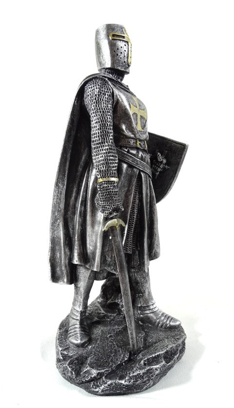 Figur af en korsridder på 30 cm med gravering