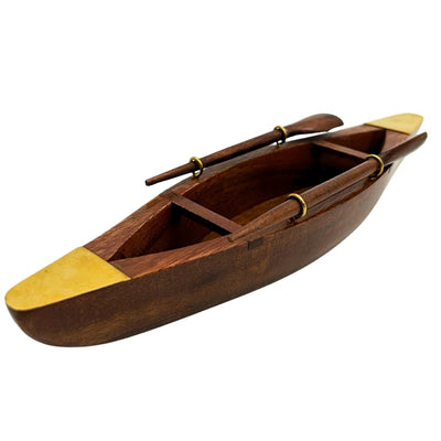 Elegant træmodel af en båd 25 cm - dekoration til skrivebordet med messingelementer - ideel gave til en sejler med mulighed for personlig gravering - maritim og retro stil