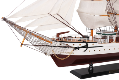 Model af sejlskibet Dar Pomorza 80cm - DARPOM80
