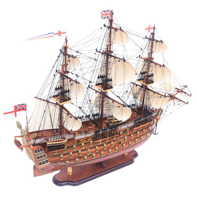 Eksklusiv stor model af sejlskibet HMS Prince 94cm med mulighed for personlig gravering