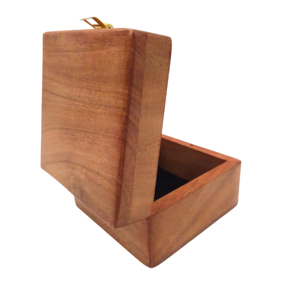 Trææske 6 x 6 x 4 cm - DNU-017