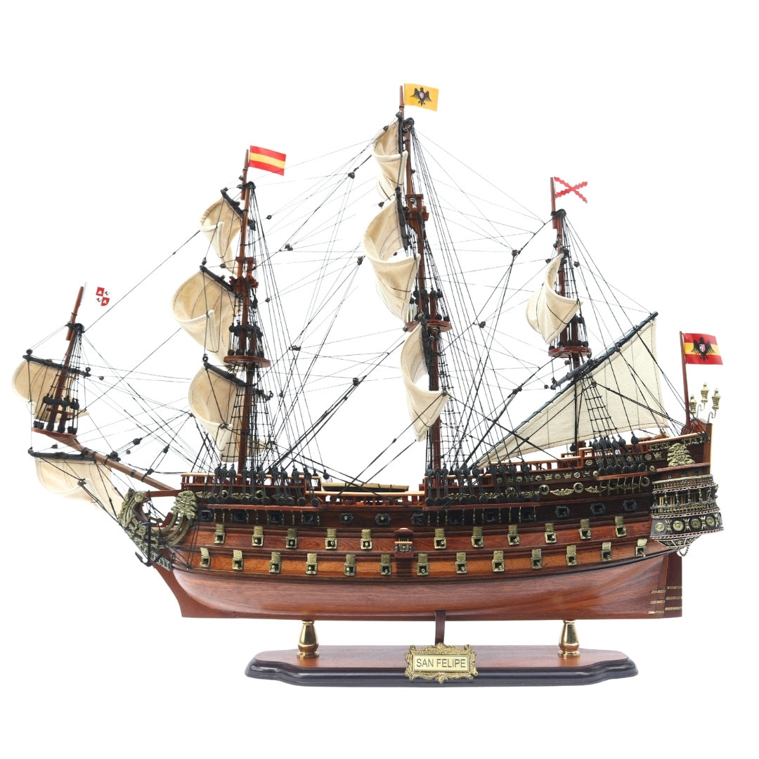 Model af sejlskibet San Felipe 80cm med mulighed for personlig gravering