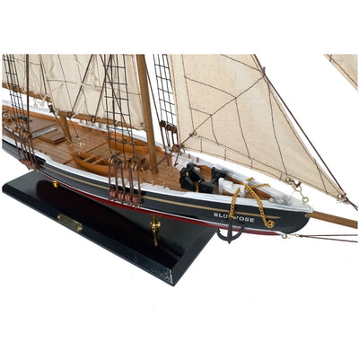 Model af sejlskibet Bluenose 80cm - BL80