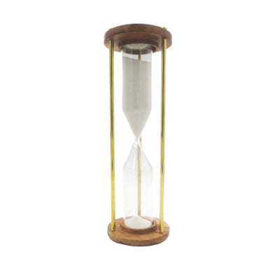 Timeglas i messing og træ, 30 min., med mulighed for personlig gravering – elegant gave til enhver anledning, højde 30,5 cm, hvidt sand, klassiske materialer