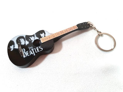 Nøglering guitar i stil med The Beatles EGK-0894