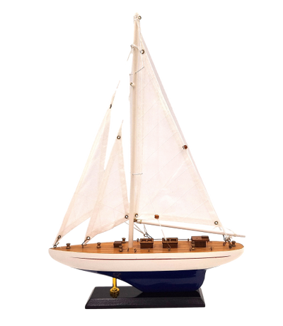 Model af træyacht Højde 42cm – M1