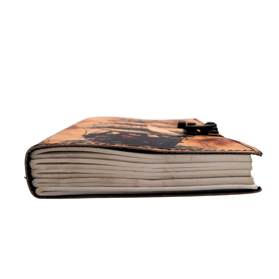 Maritim retro lædernotesbog med sejlskib - Gave til sejler – AH11