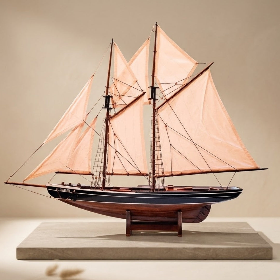 Model af skonnerten Bluenose - maritim dekoration 78 cm – 518