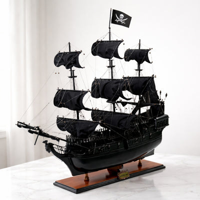 Den Sorte Perle model af piratskib - længde 89cm - BP80R