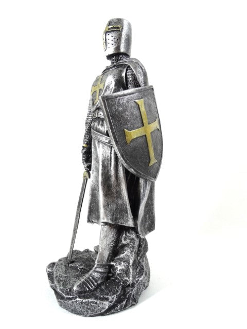 Figur af en korsridder på 30 cm med gravering
