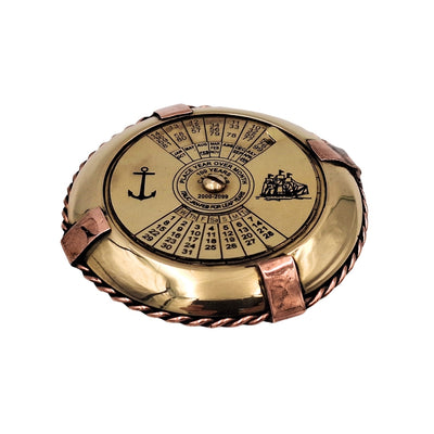 Elegant maritim kalender i messing - NI1422