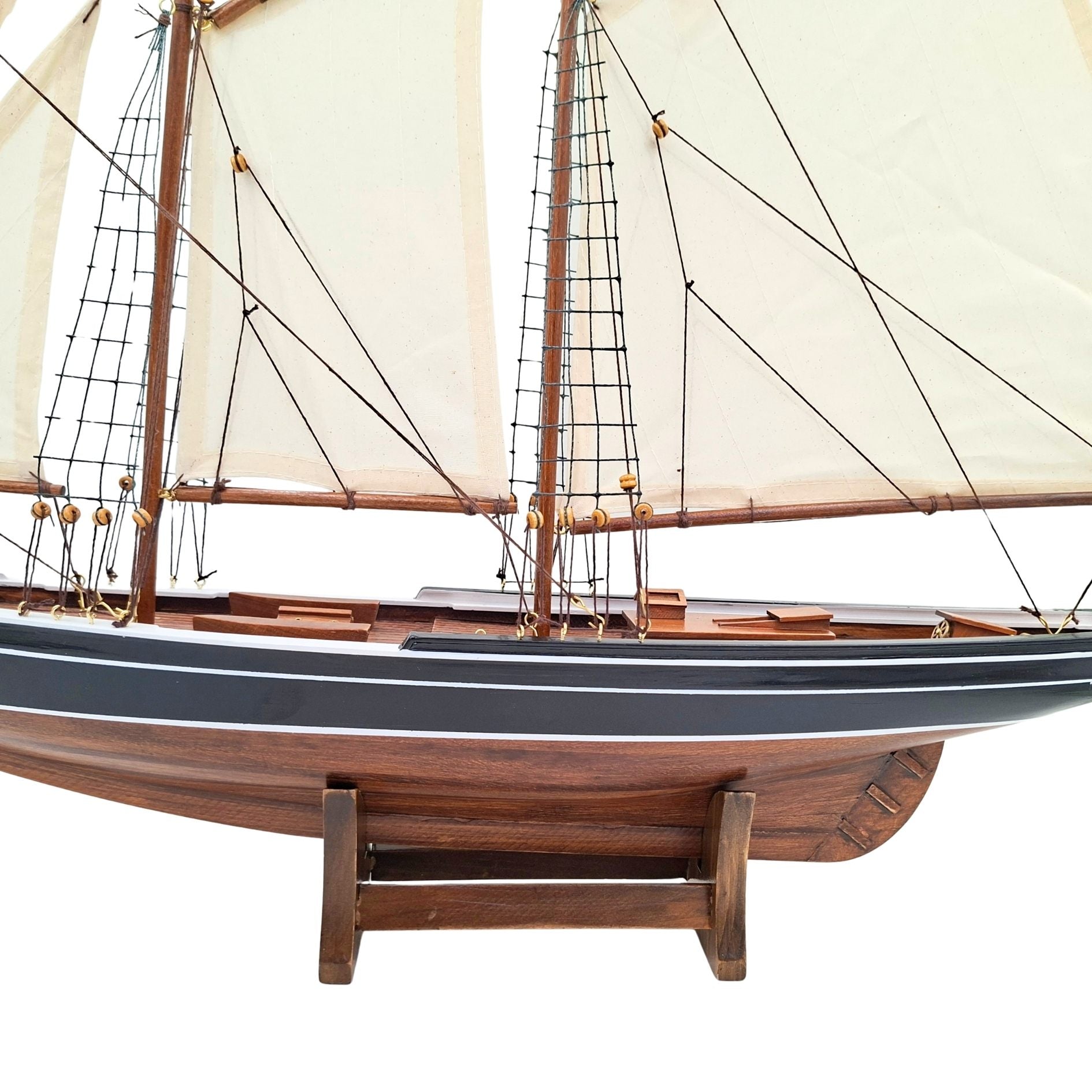 Model af skonnerten Bluenose - maritim dekoration 78 cm – 518