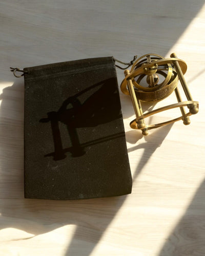 Astronomisk Ur "Kosmisk Harmoni" - mulighed for personliggørelse med gravering