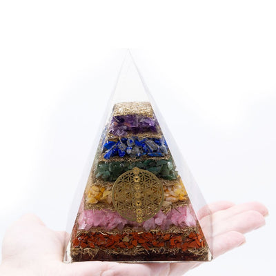 Orgonitpyramide Syv Chakras og Livets Blomst