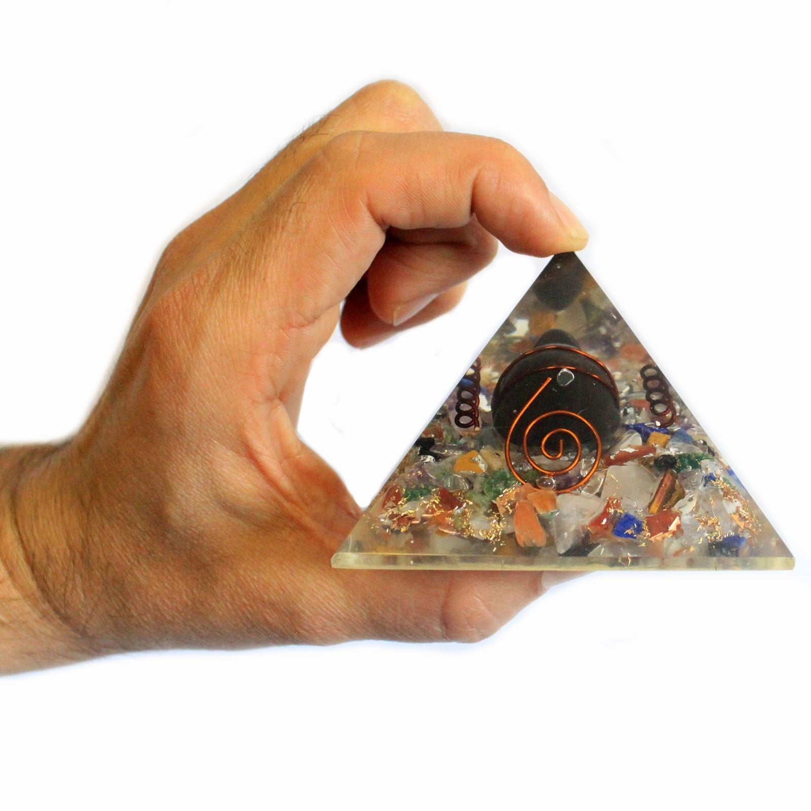 Mellemstor Orgonit Pyramide 60mm med Ædelsten Chips, Kobber og Skildpadde