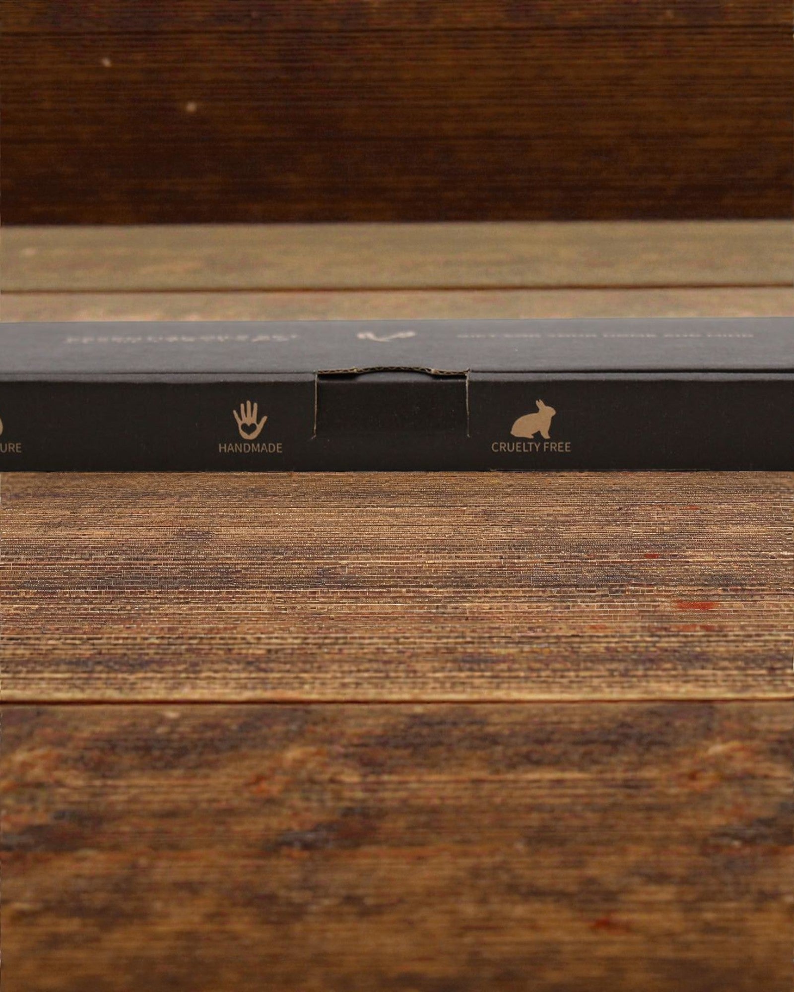 Forårets opvågnen i naturen – fornemt sæt med 12 æteriske olier 5 ml med pipetter