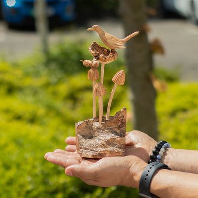 Skulptur i parasitisk træ