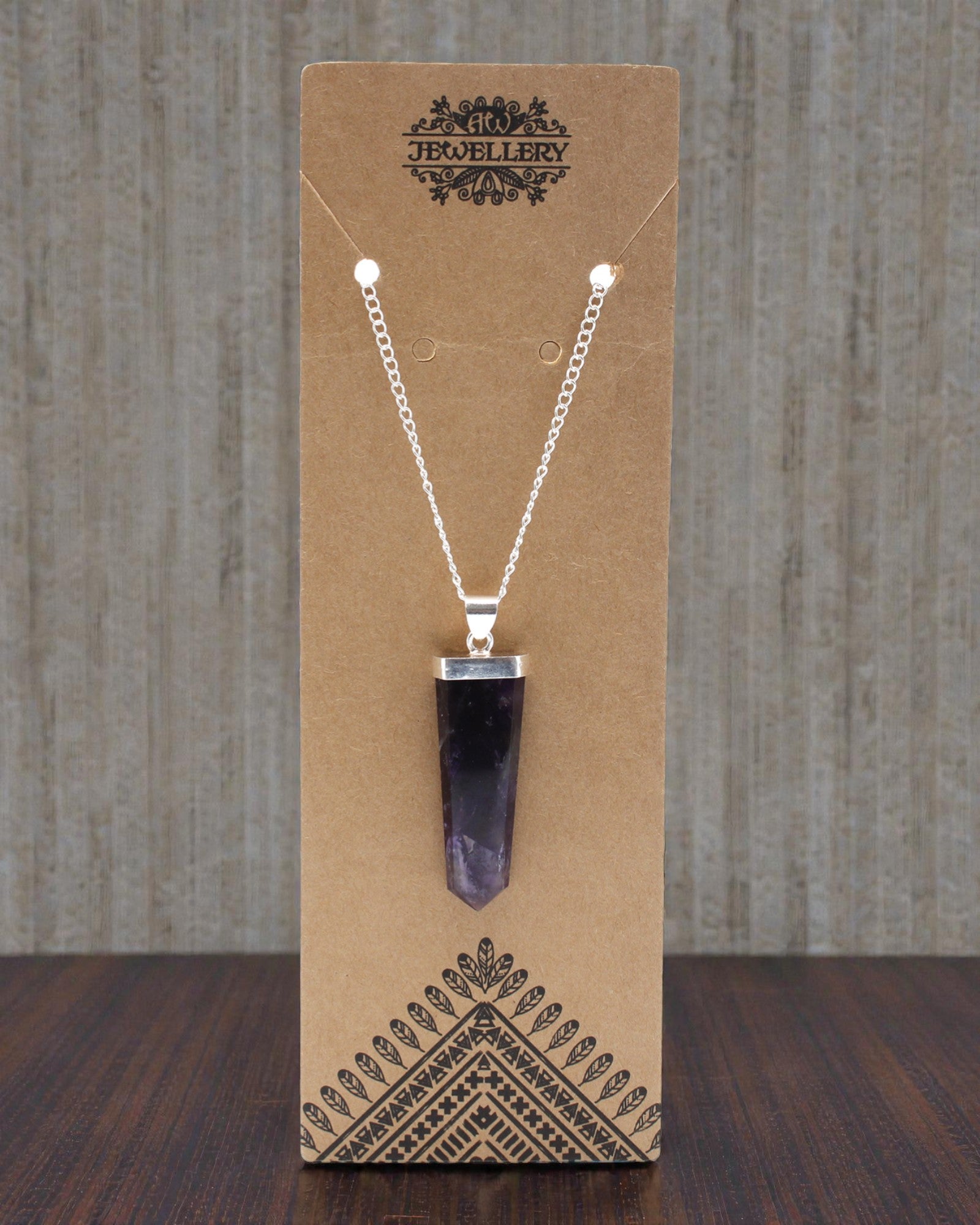 Violet Ray – Fladt vedhæng af ametyst i krystalslibning