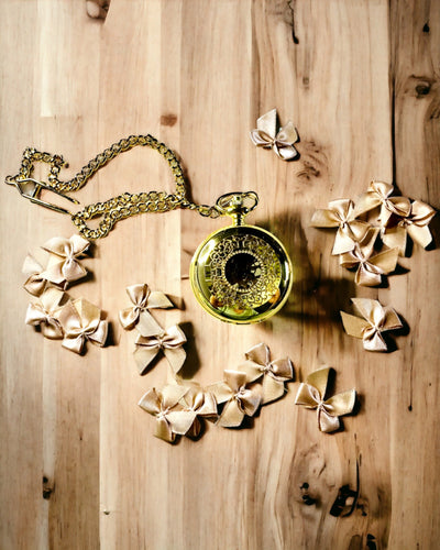 Retro Udskåret Lommeur med Håndoptrukket Mekanisme, Guld Farve med Romersk Skala og Selvlysende Skive, Vintage Stil