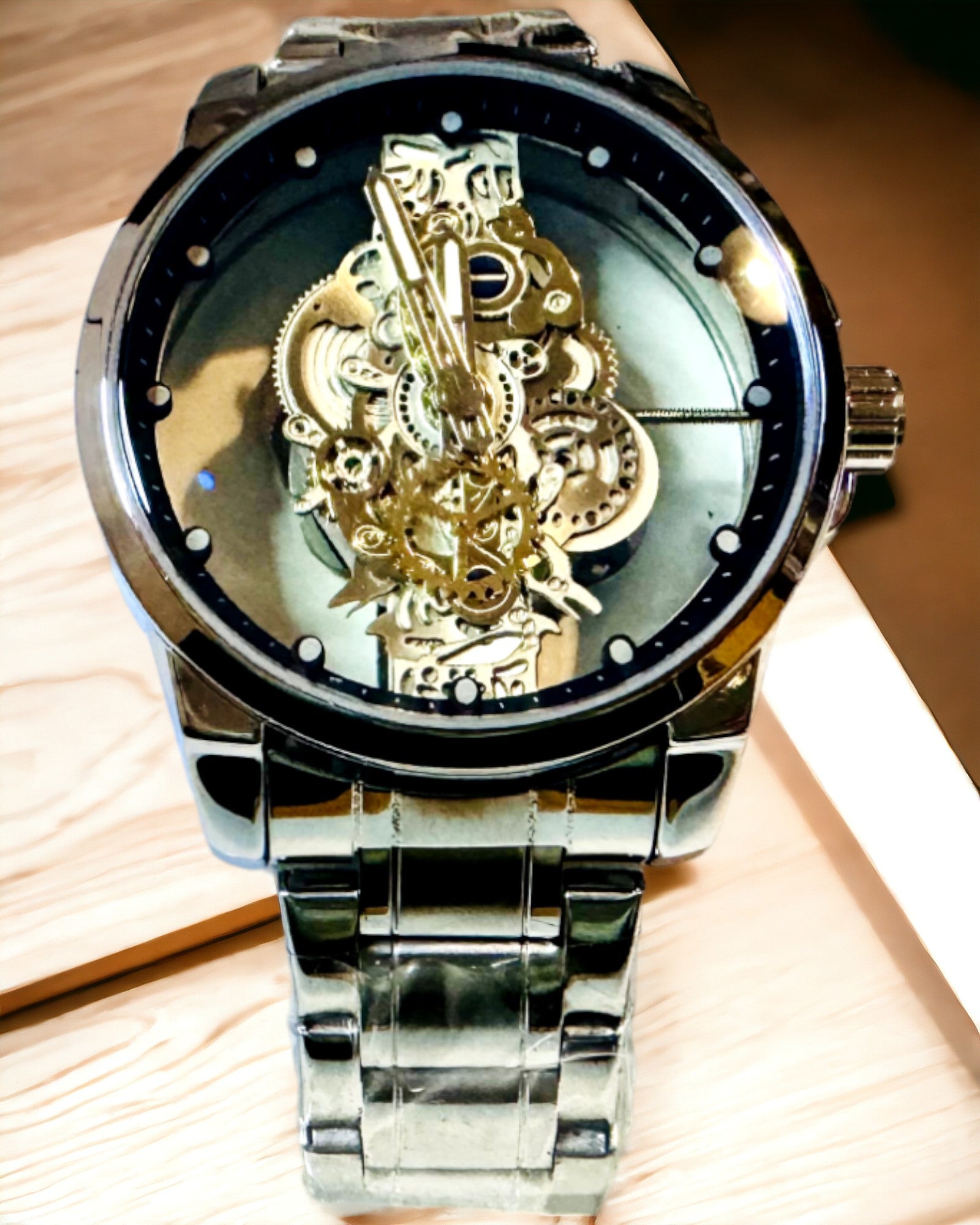 Elegant Herreur Kvarts - Transparent Mekanisme og Sporty Elegance