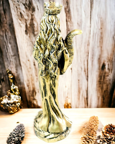"Posen af Gudinden Abundans" - Dekorativ Resin Statue af Fortuna til Hjem og Kontor