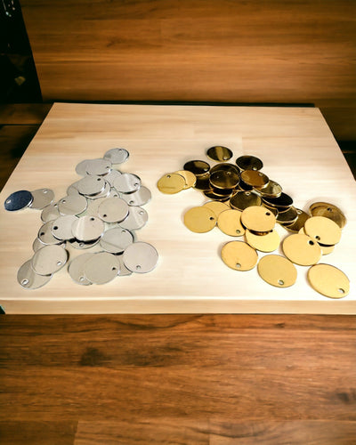 Rundt Vedhæng i Rustfrit Stål til gave med mulighed for Personalisering, gravering